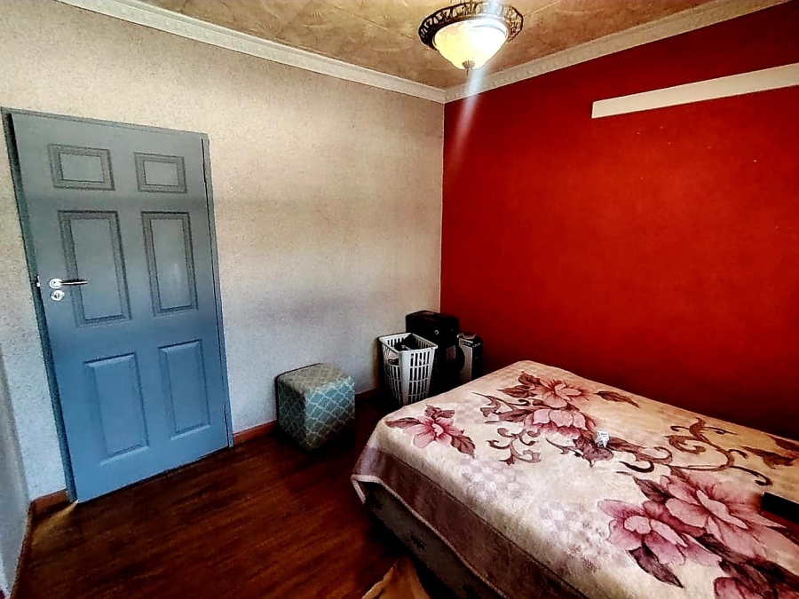 4 Bedroom Property for Sale in West Bank Eastern Cape